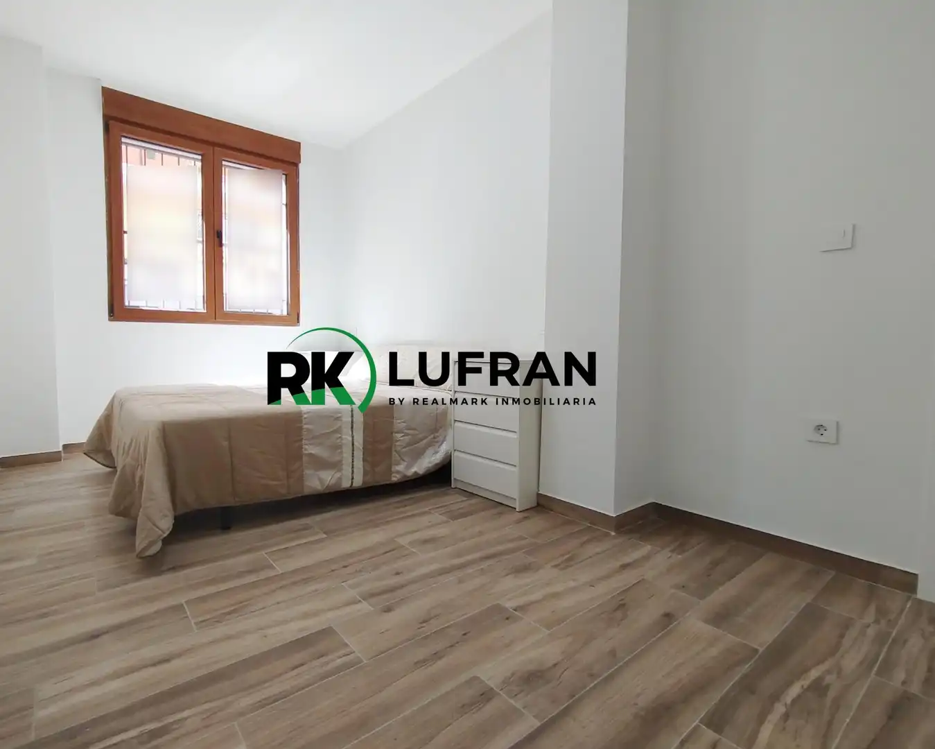 Habitación de Piso en venta en Petrer
