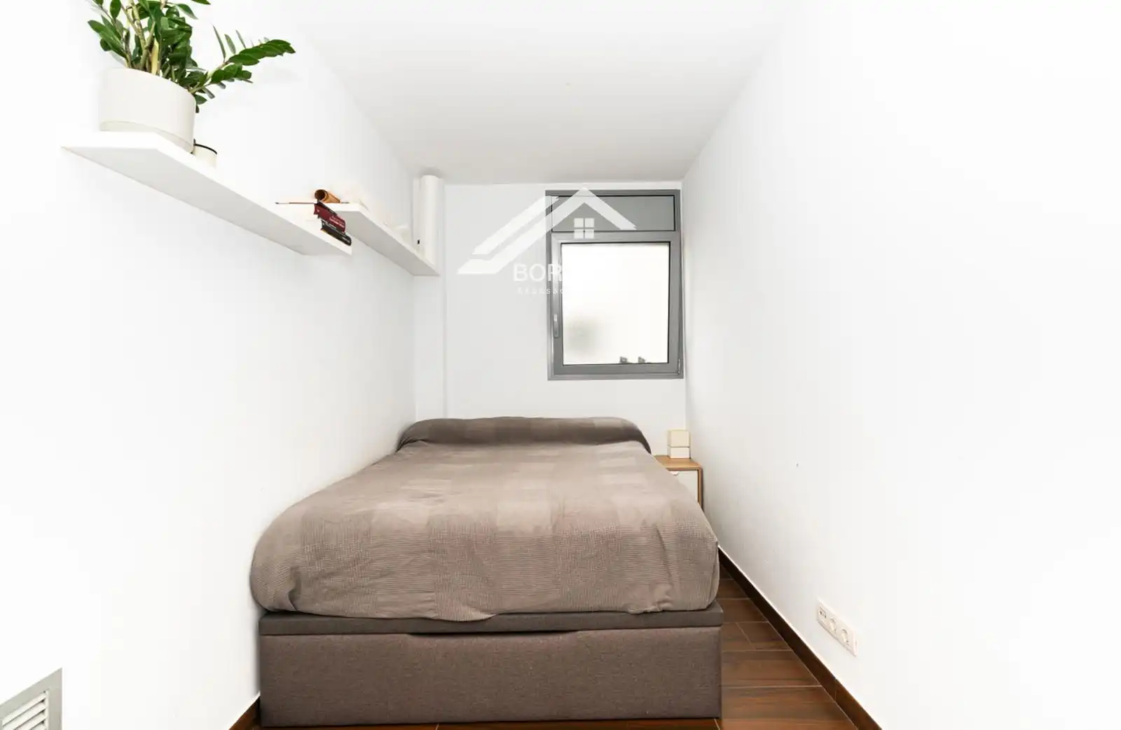 Schlafzimmer von Wohnung zum Verkauf in Barcelona mit Klimaanlage und Heizung
