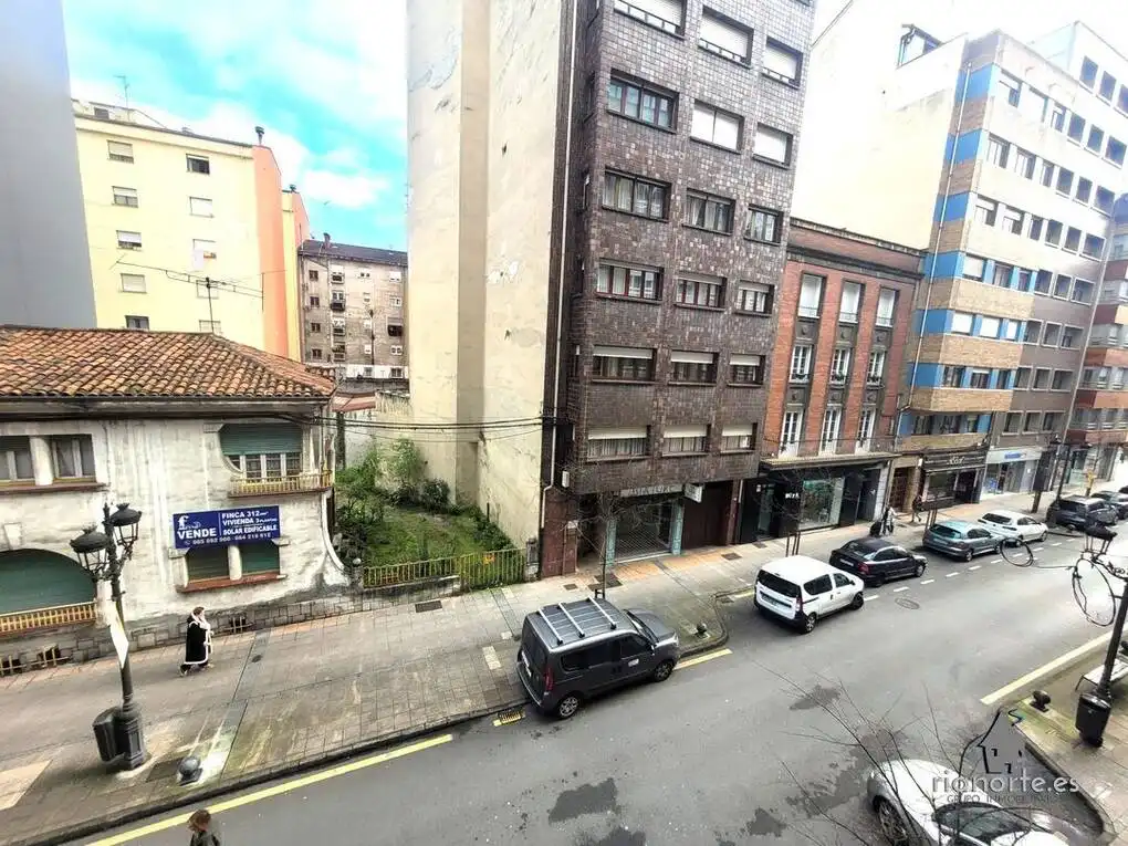 Vista exterior de Piso en venta en Langreo con Calefacción y Trastero
