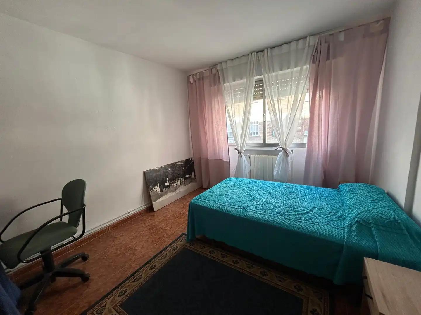 Habitación de Piso en venta en Ciudad Real con Calefacción, Terraza y Amueblado