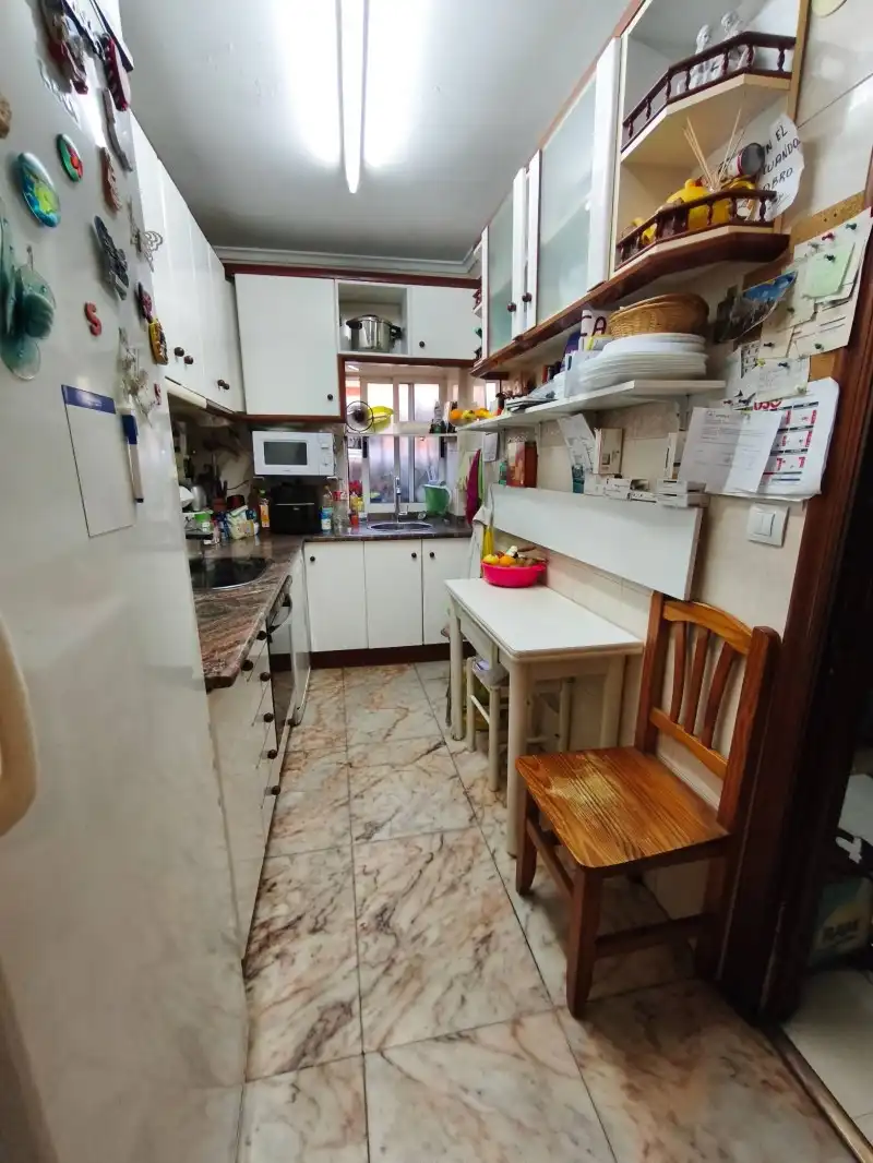 Cocina de Casa o chalet en venta en Camargo con Jardín privado, Terraza y Amueblado