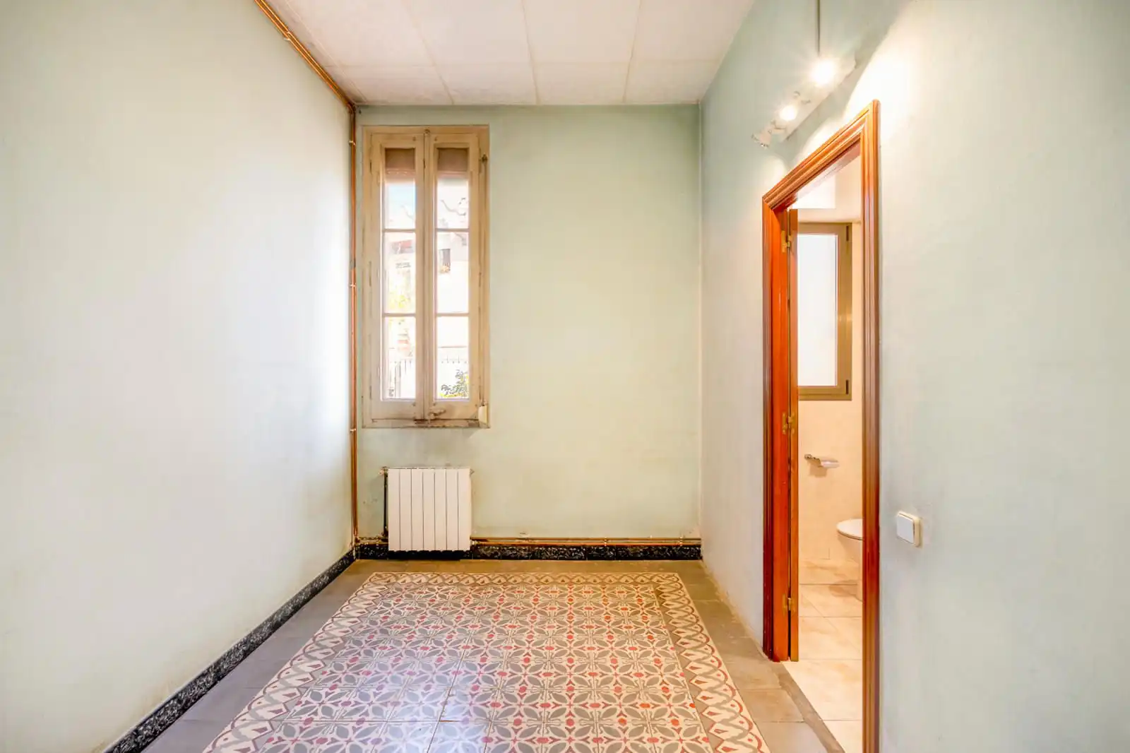 Baño de Casa o chalet en venta en Sant Feliu de Llobregat con Calefacción, Jardín privado y Terraza