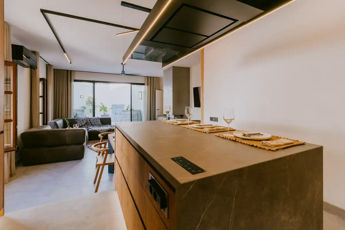 Reihenhaus zum Verkauf in Marbella - Marbella,Milla de Oro,Avenida Bulevar Príncipe Alfonso de Hohenlohe, imagen 2