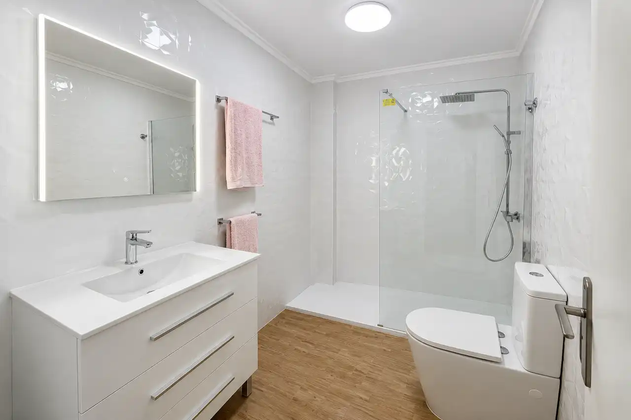 Bathroom of Ground floor for sale in Orihuela  with Heating, Terrace and Swimming Pool