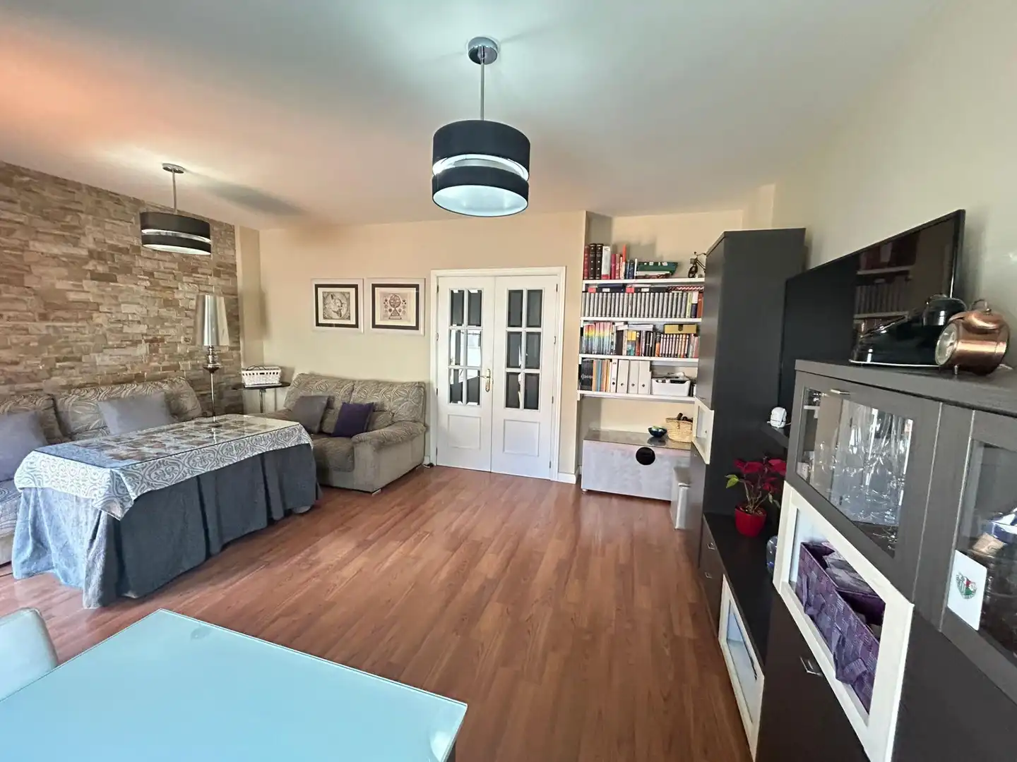 Sala de estar de Casa adosada en venta en Antequera con Aire acondicionado, Calefacción y Terraza