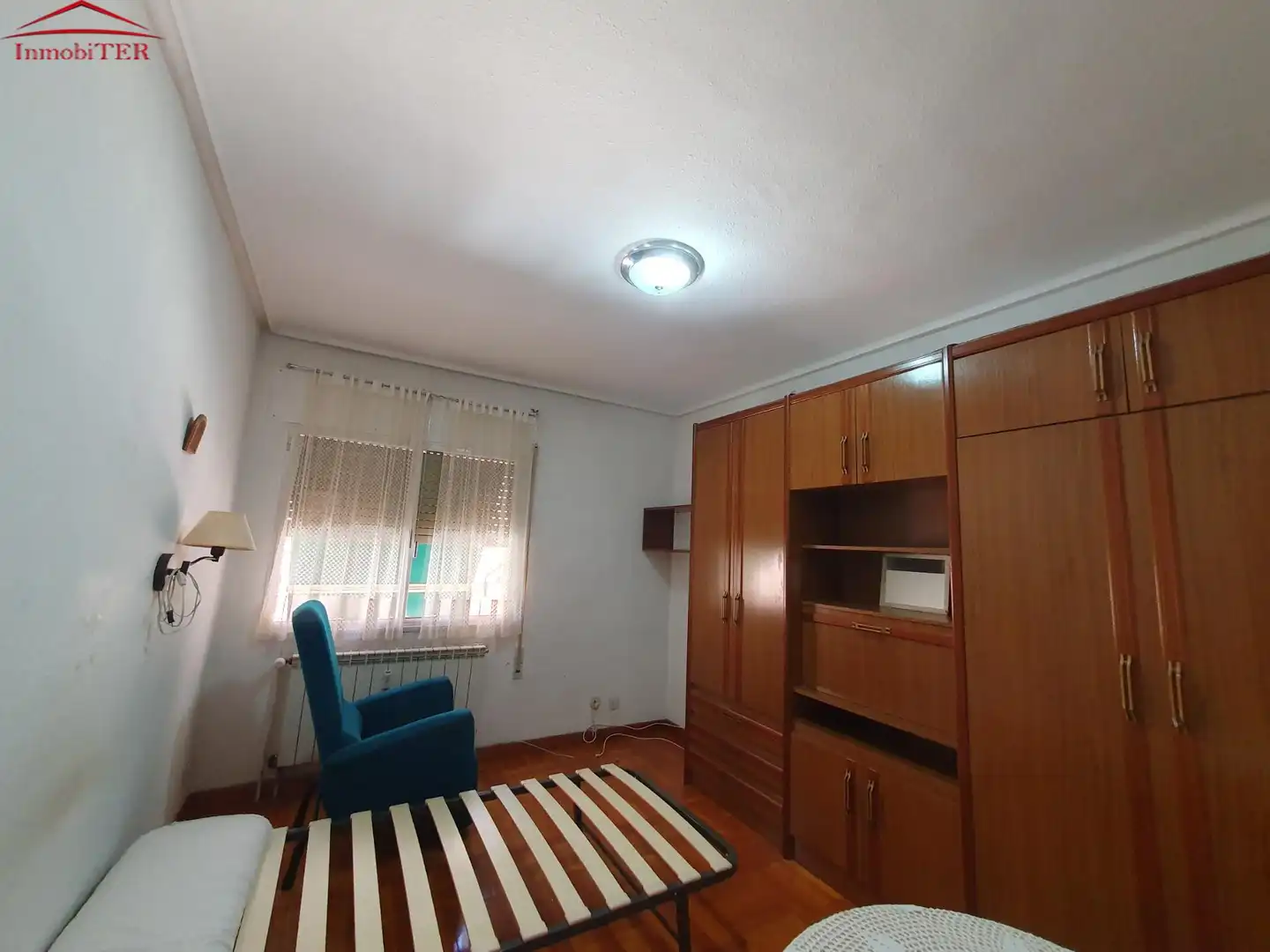 Habitación de Piso en venta en Teruel con Calefacción, Parquet y Trastero