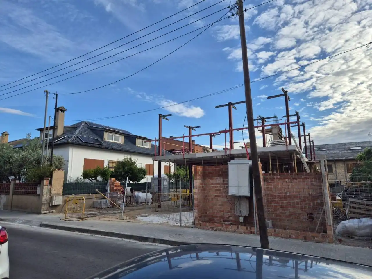 Vista exterior de Ático en venta en Cerdanyola del Vallès con Parquet y Terraza