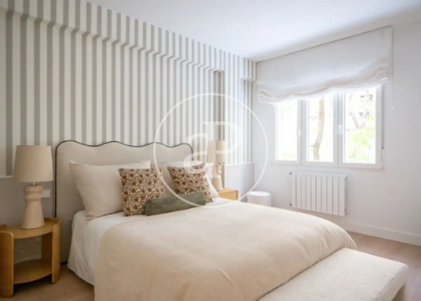 Bedroom of Flat for sale in Madrid  with Air Conditioner, Heating and Furnished