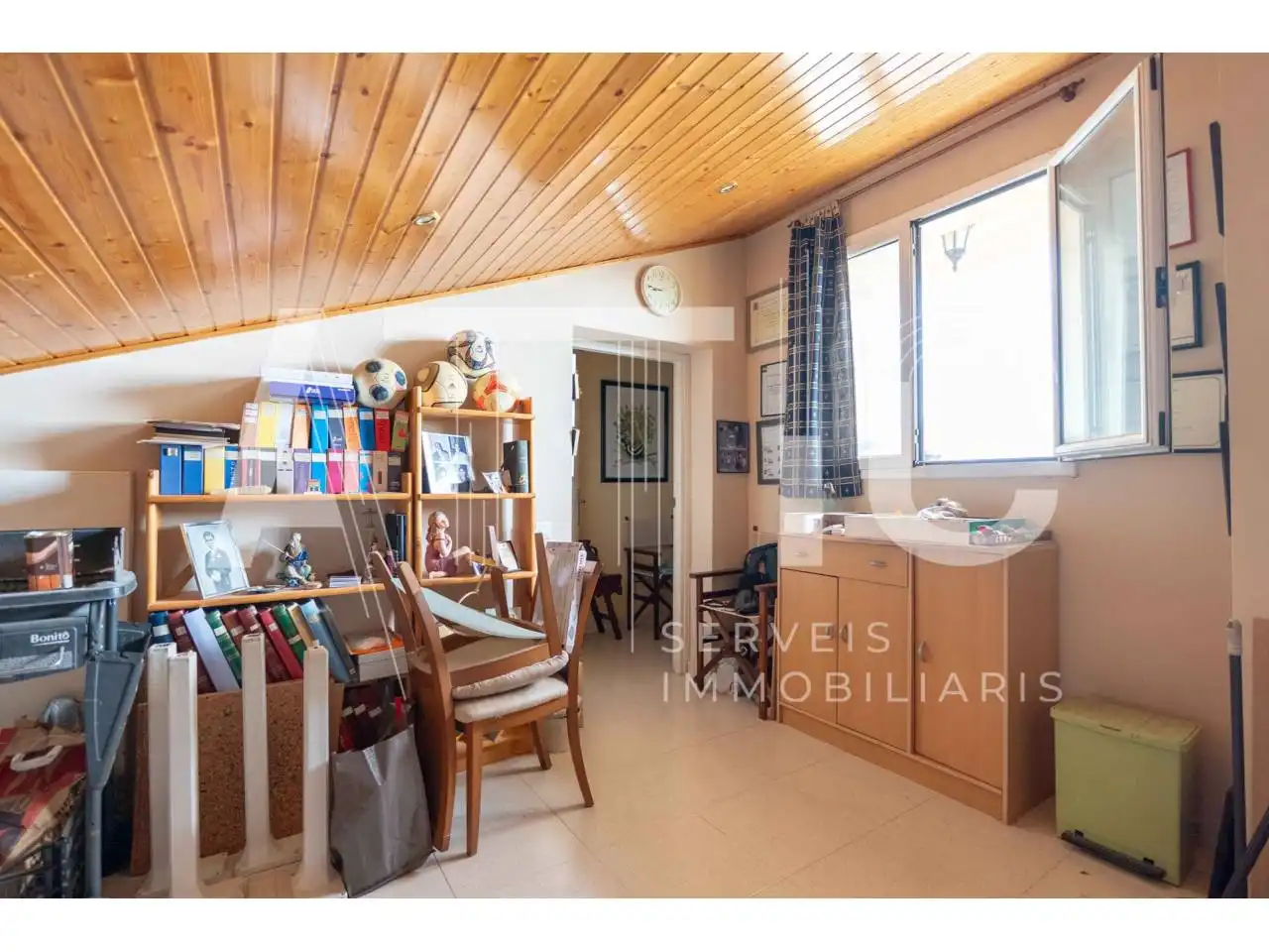 Habitación de Piso en venta en Sabadell con Aire acondicionado, Calefacción y Parquet