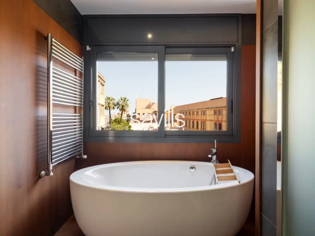 Badezimmer von Haus oder Chalet zur Miete in Barcelona mit Privatgarten und Schwimmbad