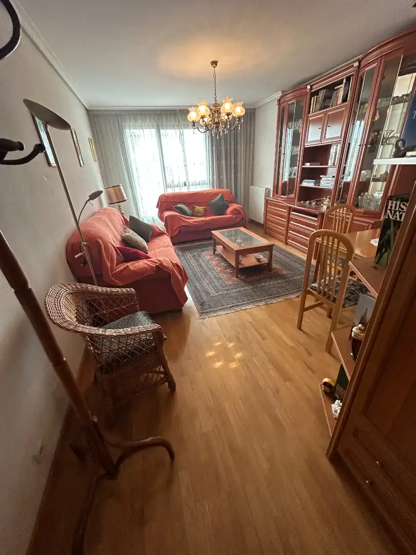 Wohnzimmer von Wohnung zum Verkauf in Burgos mit Heizung, Terrasse und Abstellraum