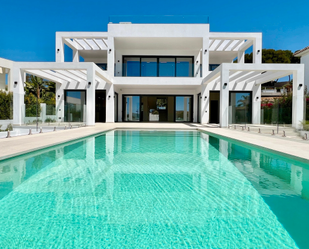 Piscina de Casa o xalet en venda en Marbella amb Aire condicionat, Terrassa i Piscina