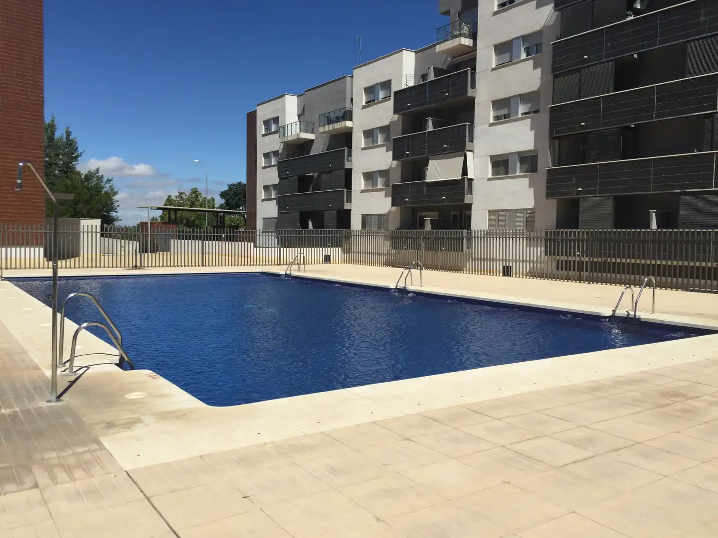 Piscina de Apartamento de alquiler en Alhendín con Aire acondicionado, Calefacción y Terraza
