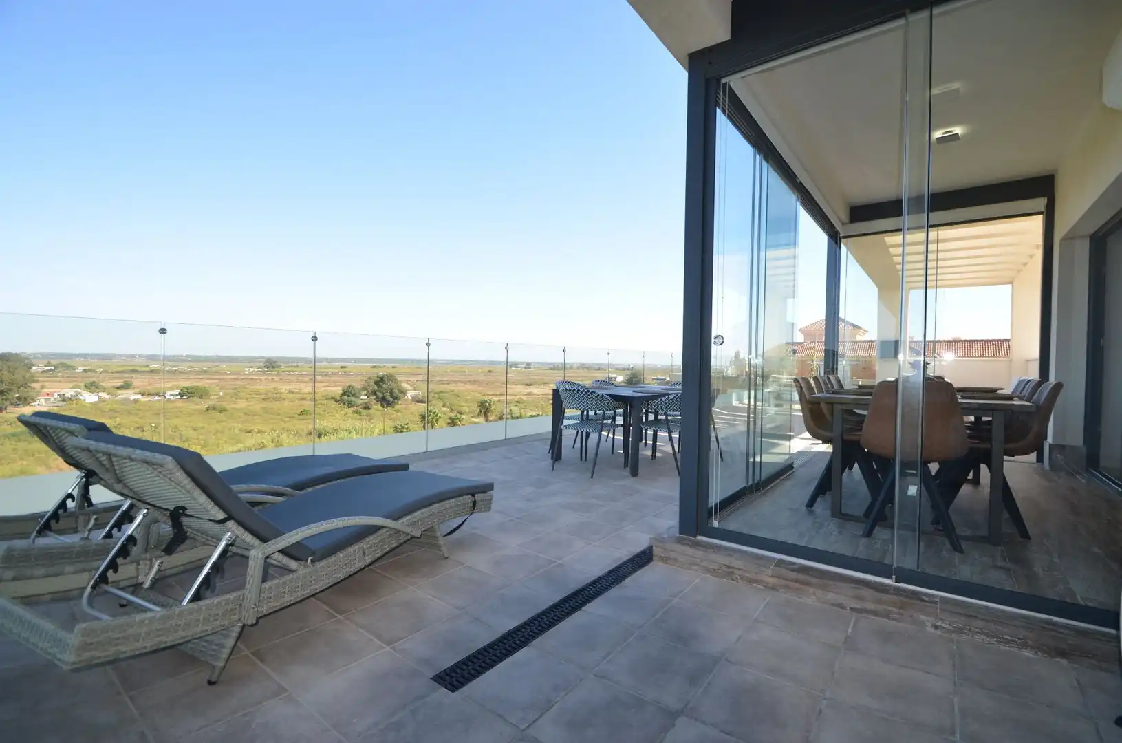 Penthouse with pool for sale in Isla Canela, imagen 5