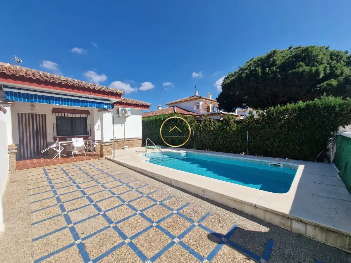 Swimming pool of Houses for sale in Almonte  with Air Conditioner, Terrace and Swimming Pool