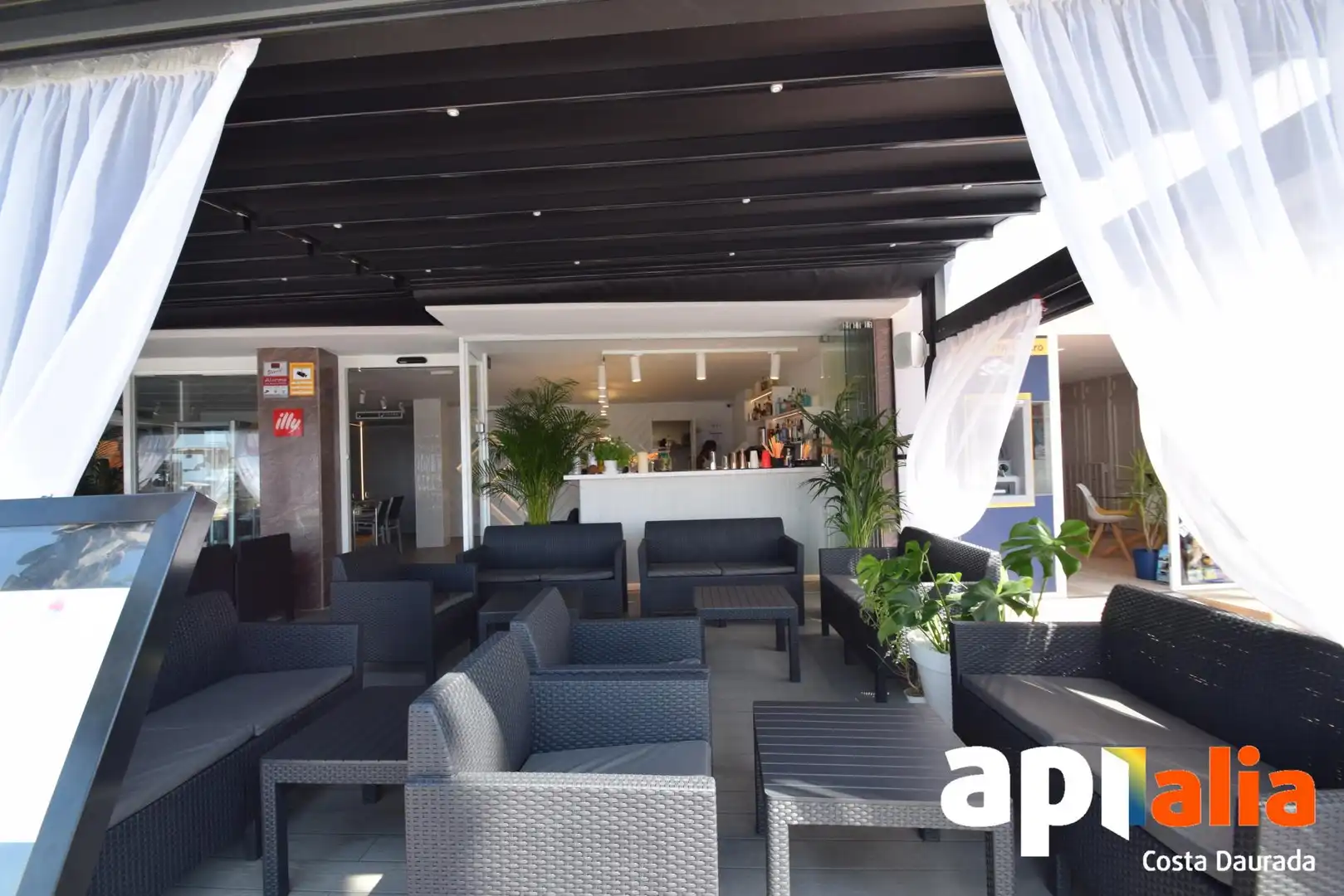 Business premises for sale in de Miramar 10, imagen 11