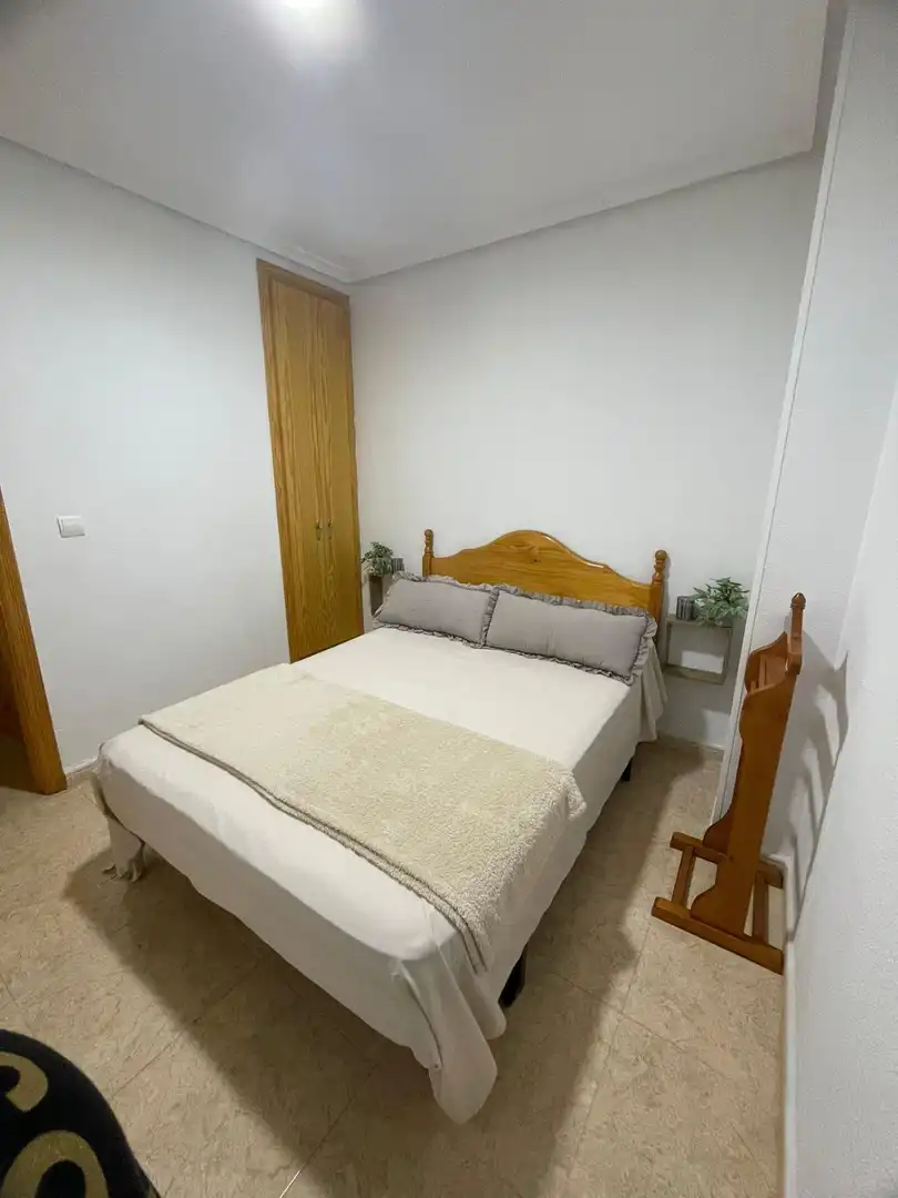 Dormitori de Apartament en venda en Torrevieja