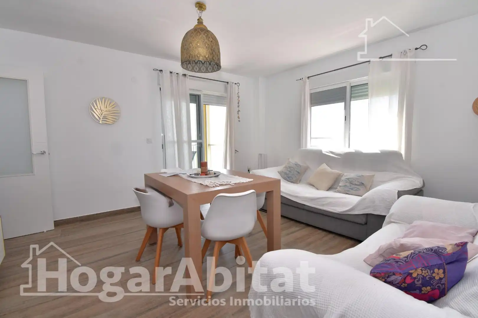 Sala d'estar de Pis en venda en Sueca amb Calefacció, Terrassa i Balcó
