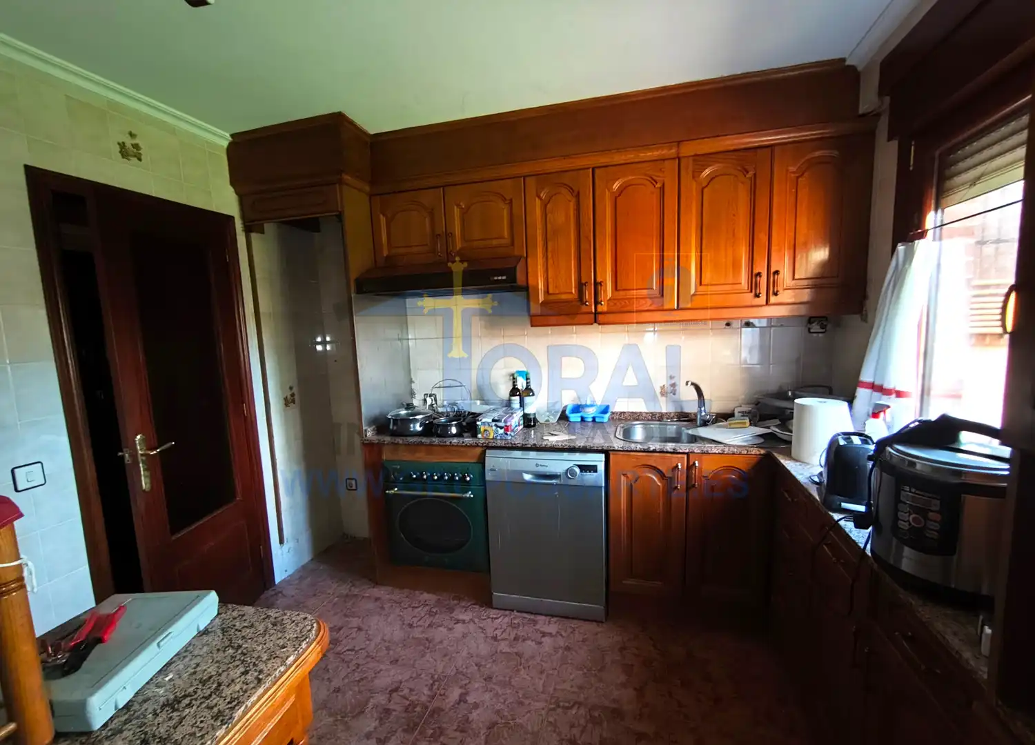 Cocina de Piso en venta en Gijón  con Parquet, Trastero y Amueblado
