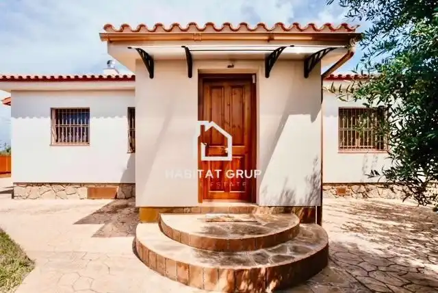 Casa amb piscina en venda a Poble, imagen 6