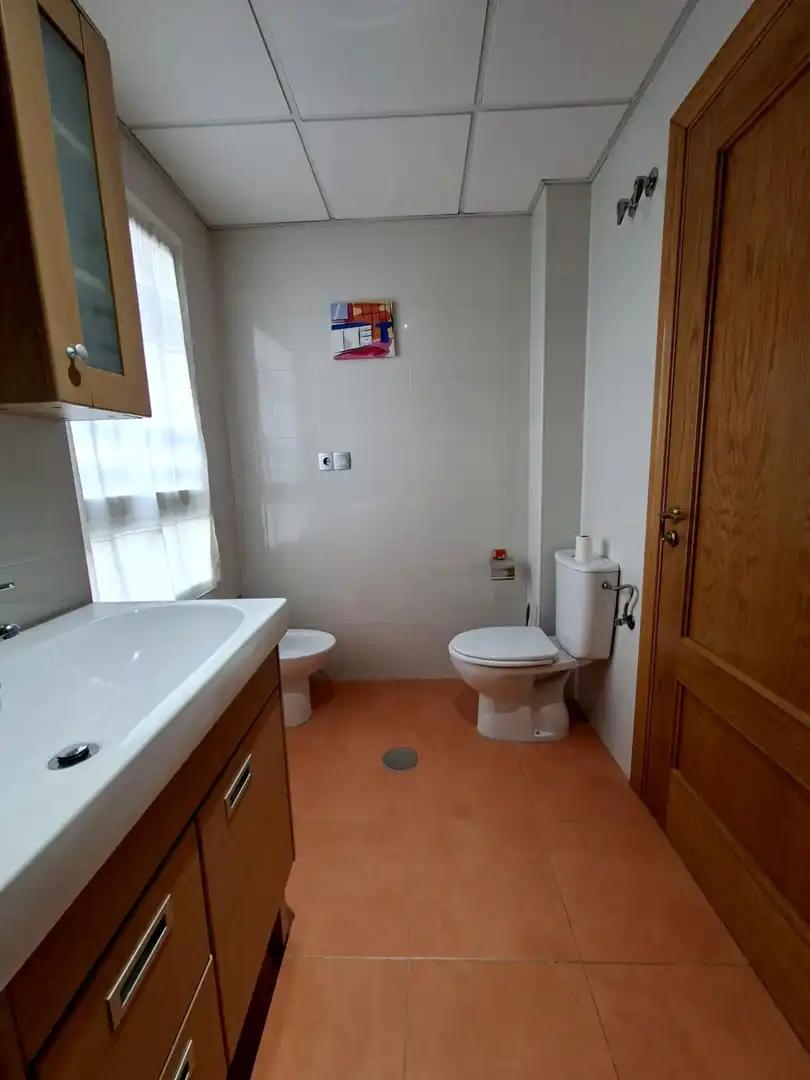 Bany de Apartament en venda en Badajoz amb Aire condicionat