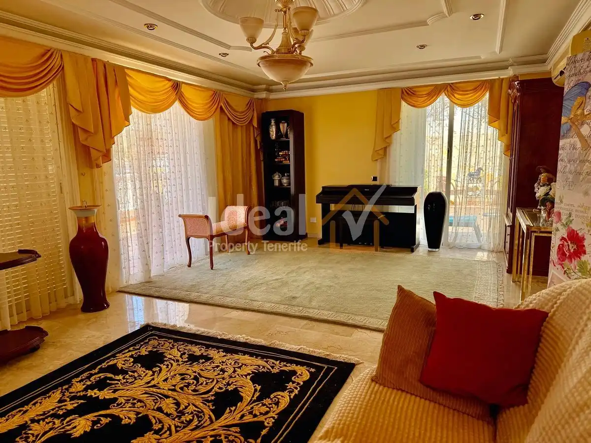 Detached house with pool for sale in Costa Adeje, imagen 17
