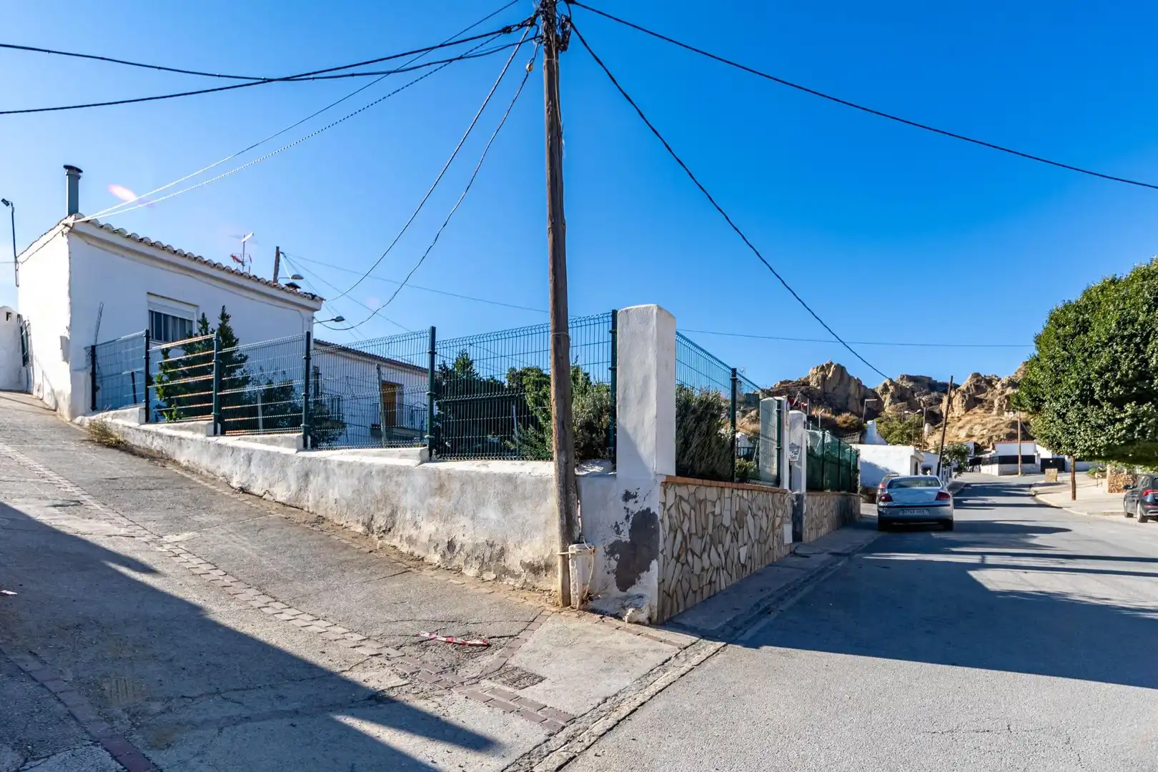 Vista exterior de Finca rústica en venda en Guadix amb Calefacció, Jardí privat i Traster