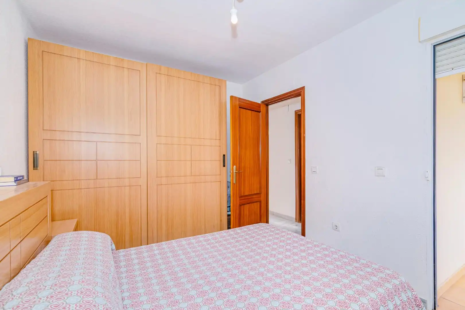 Reihenhaus mit Terrasse zum Verkauf in Calle ISLAS CABO VERDE (HI), imagen 10