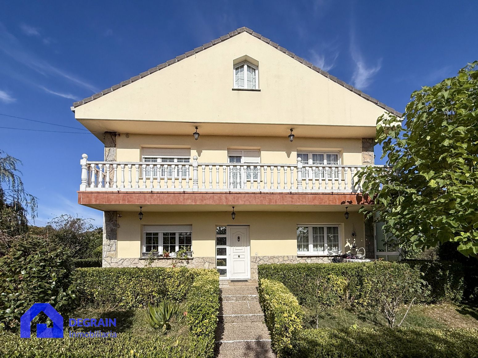 Vista exterior de Casa o chalet en venta en Noreña con Calefacción