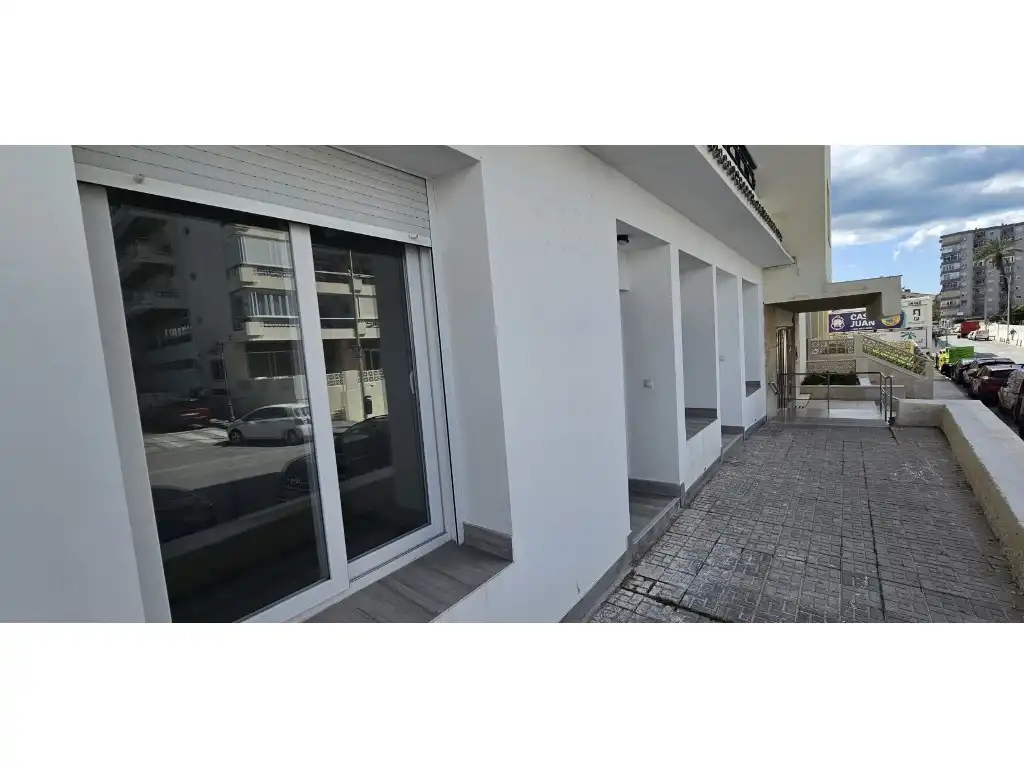 Flat for sale in Calle Miami, 1, La Carihuela - Los Nidos