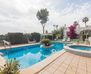 Piscina de Casa o xalet en venda en Elche / Elx amb Aire condicionat, Calefacció i Jardí privat