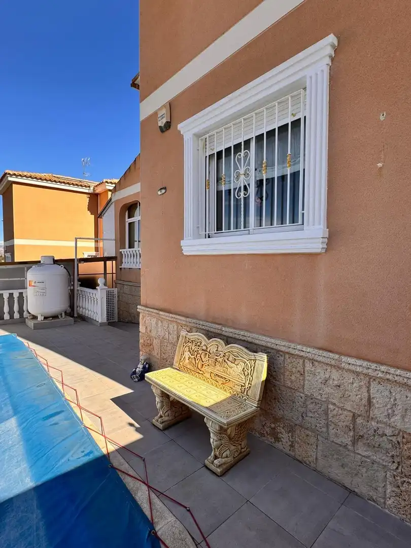Terrassa de Casa o xalet en venda en Cartagena amb Calefacció, Jardí privat i Piscina