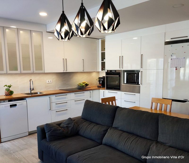 Cuina de Casa adosada de lloguer en Dénia amb Aire condicionat, Calefacció i Moblat