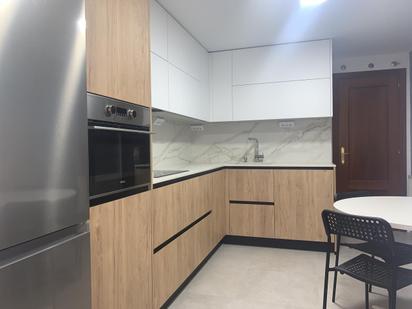 Kitchen of Flat to rent in Alcalá de Henares  with Air Conditioner, Heating and Parquet flooring