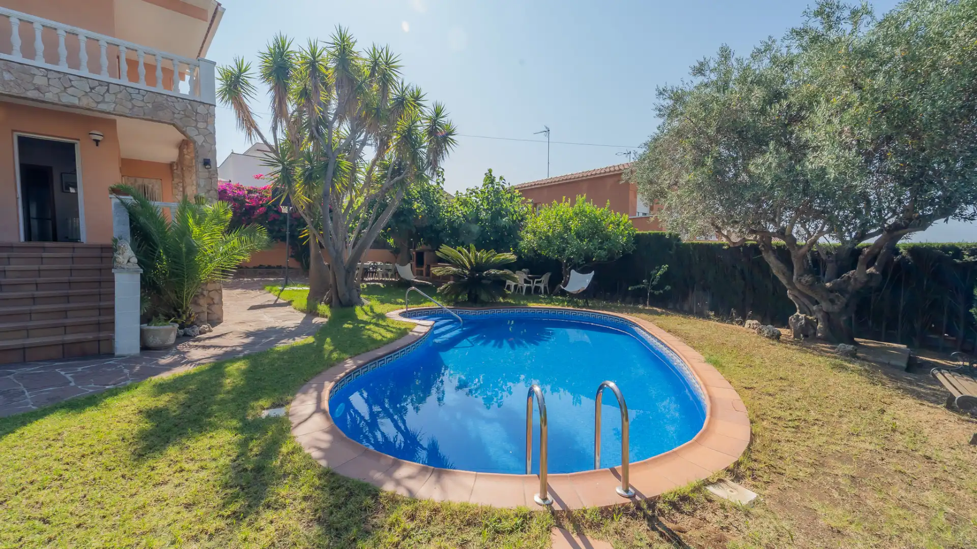 Swimming pool of Houses for sale in Pineda de Mar  with Heating, Private garden and Terrace