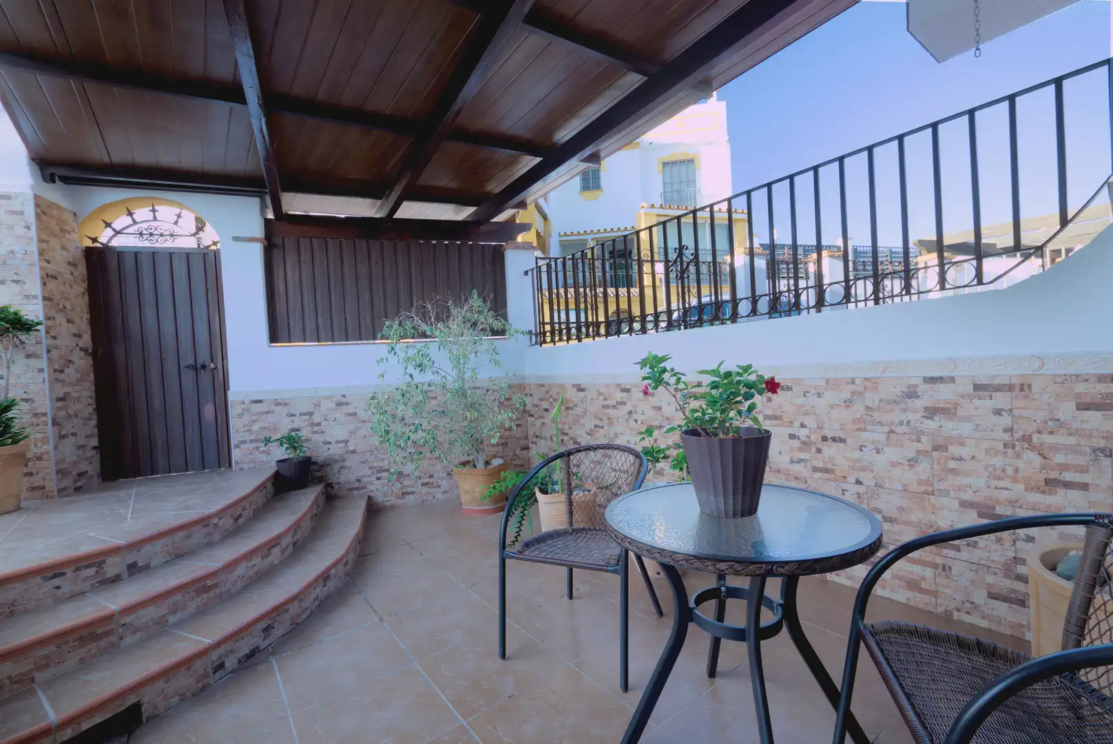 Terrace of Houses for sale in Vélez-Málaga  with Air Conditioner, Swimming Pool and Furnished