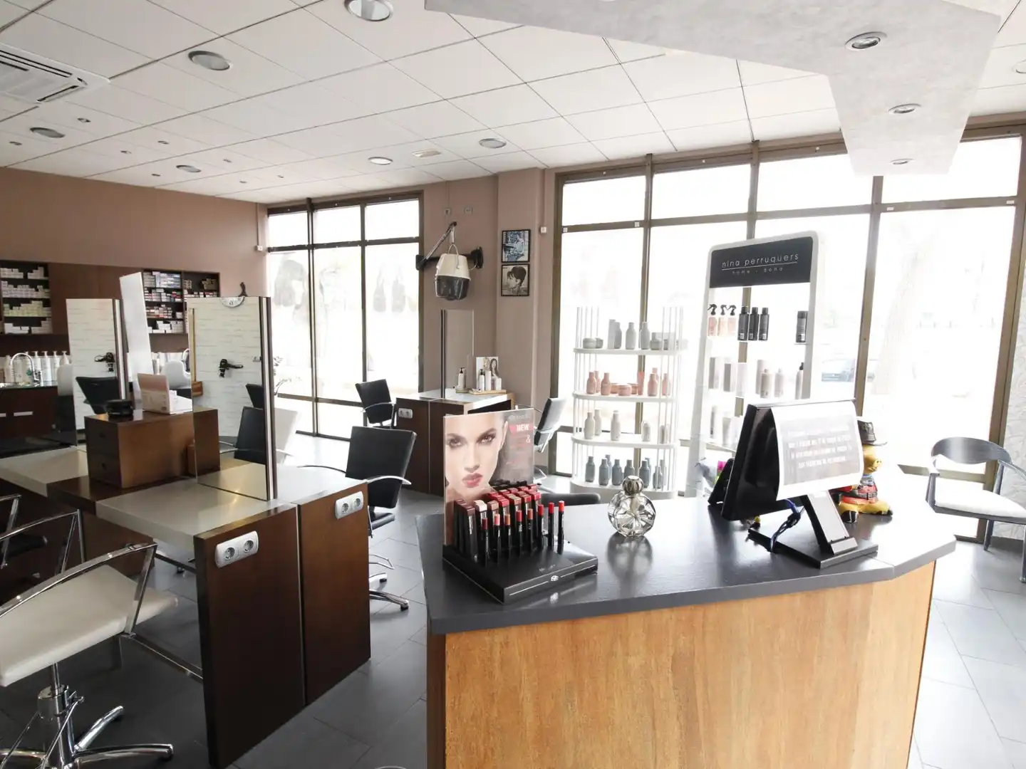 Commercial properties for sale in Vandellòs i l'Hospitalet de l'Infant  with Air Conditioner and Furnished