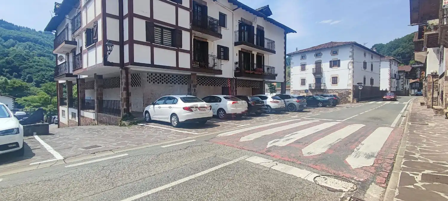 Local comercial de lloguer a Carretera a Santesteban