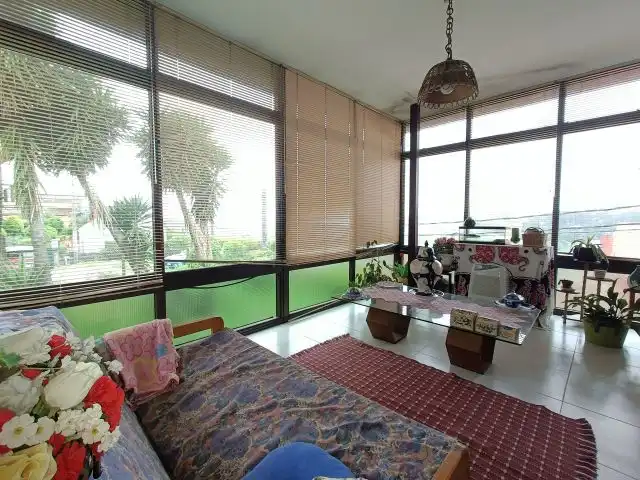 Sala de estar de Casa o chalet en venta en Vigo  con Calefacción, Jardín privado y Parquet