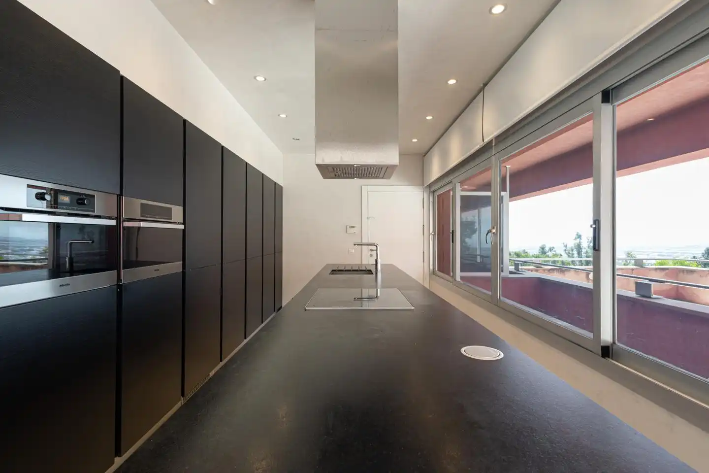 Kitchen of Houses for sale in Málaga  with Private garden, Terrace and Swimming Pool