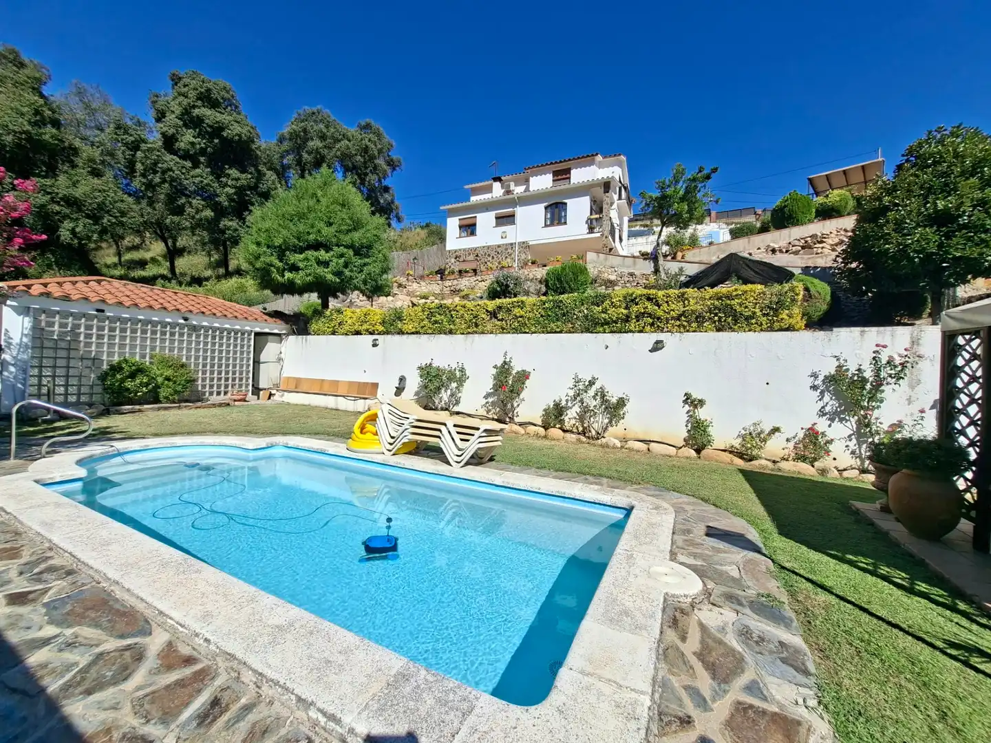 Casa amb piscina en venda a Riells i Viabrea