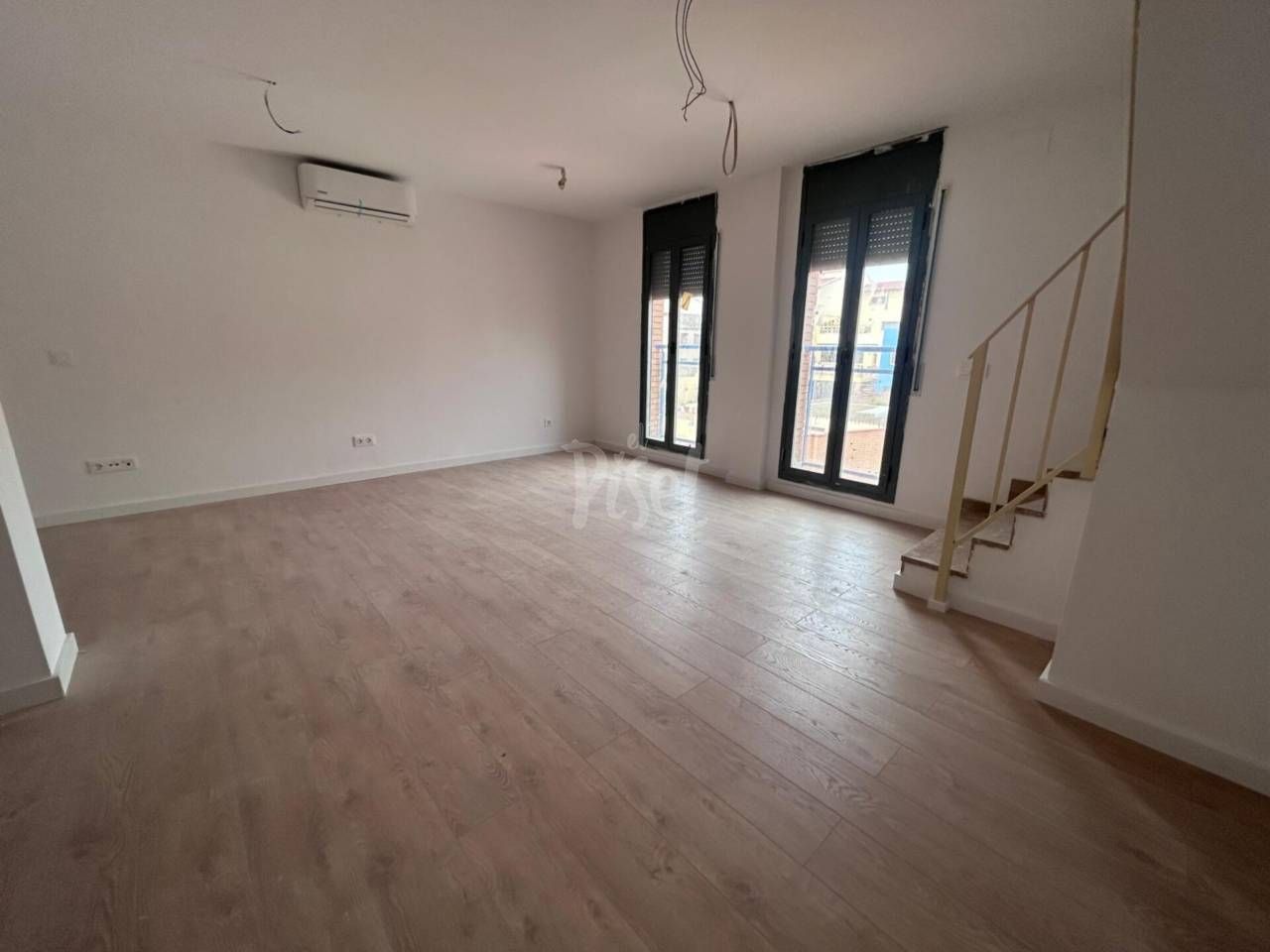 Sala d'estar de Pis en venda en Perafort amb Aire condicionat, Parquet i Terrassa