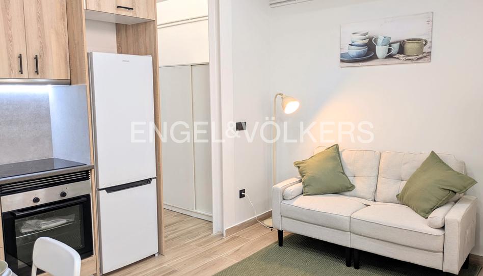 Photo 1 of Apartment for sale in El Camp de l'Arpa del Clot, Barcelona