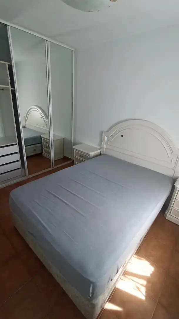 Dormitori de Casa adosada en venda en Zaragoza amb Aire condicionat, Calefacció i Jardí privat