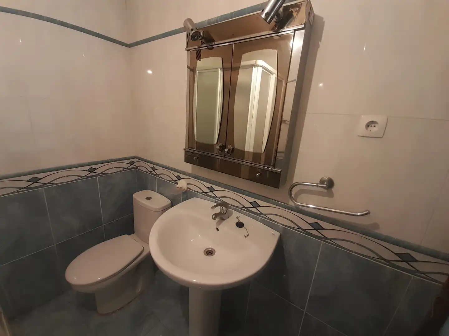 Bany de Casa o xalet en venda en Laviana amb Calefacció i Traster