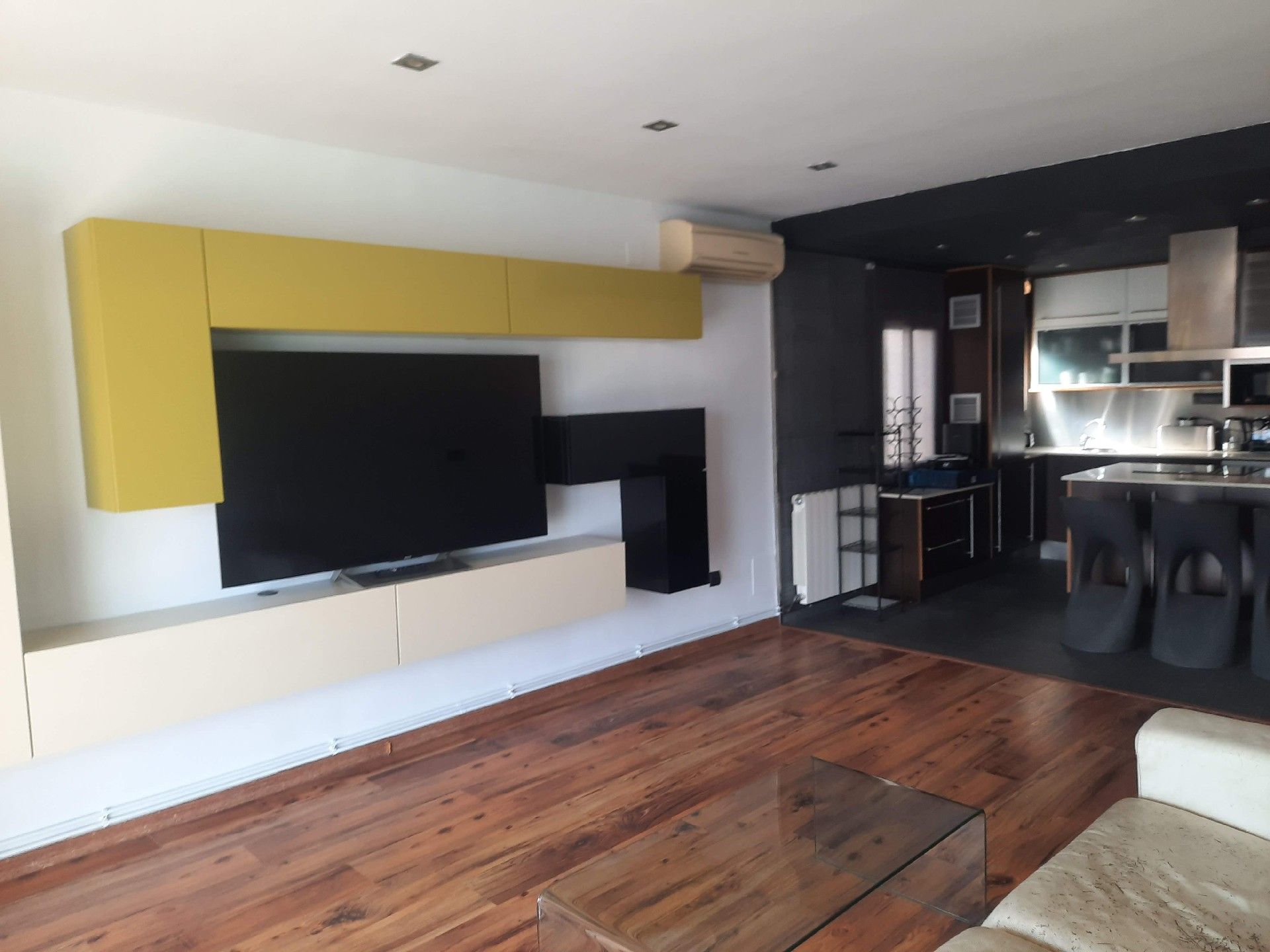 Sala d'estar de Pis de lloguer en Salou amb Terrassa i Moblat