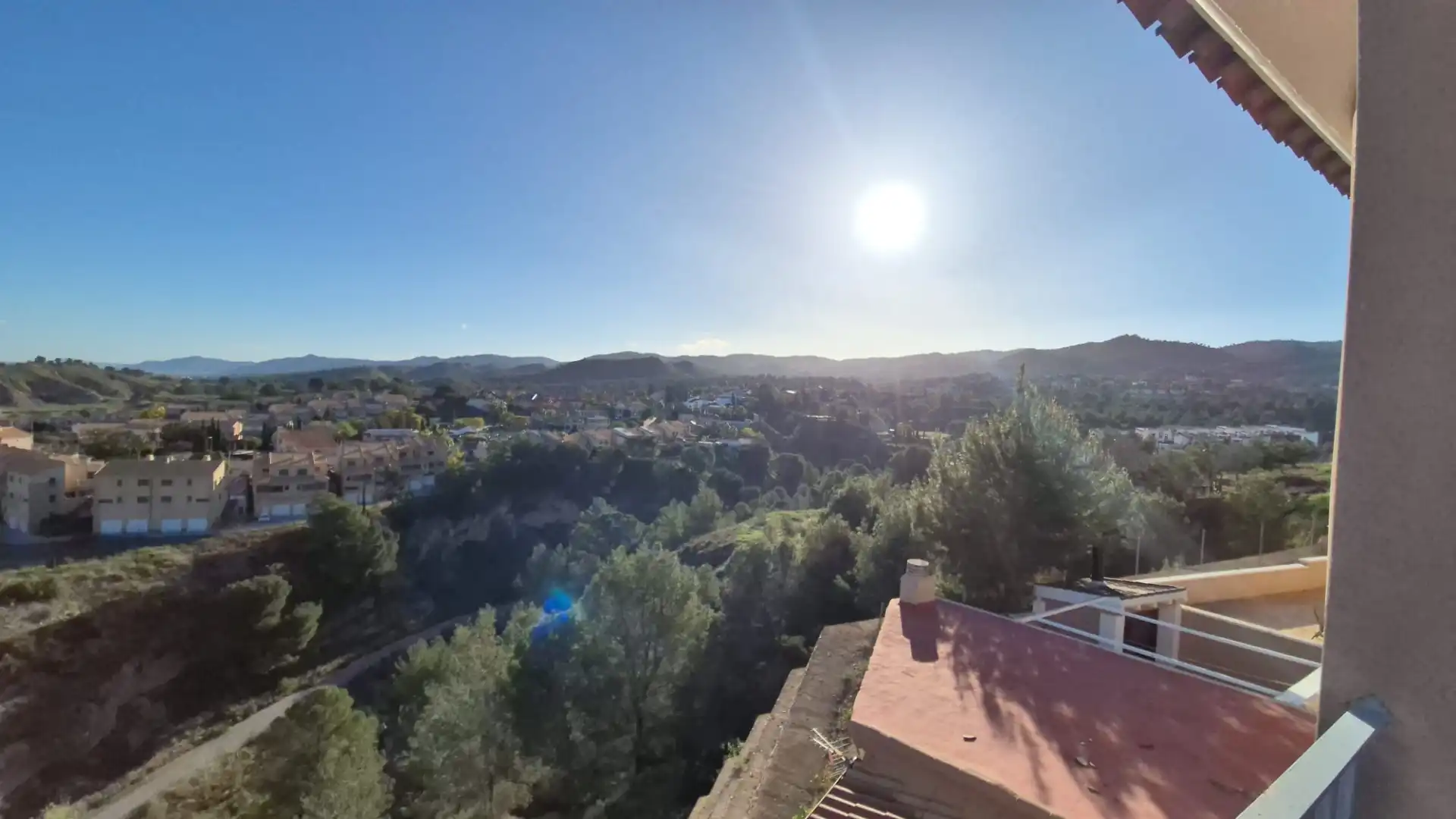 Vista exterior de Casa adosada en venda en Murcia amb Aire condicionat, Jardí privat i Terrassa