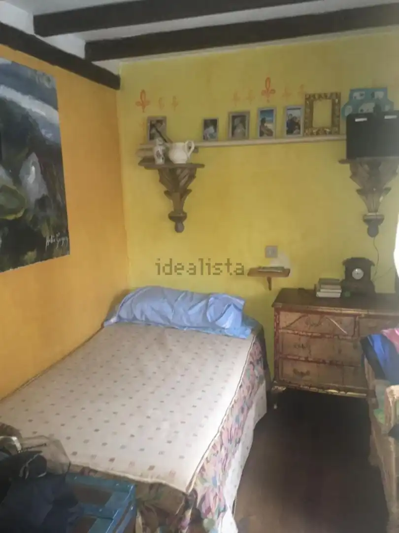 Dormitori de Casa o xalet en venda en Polaciones