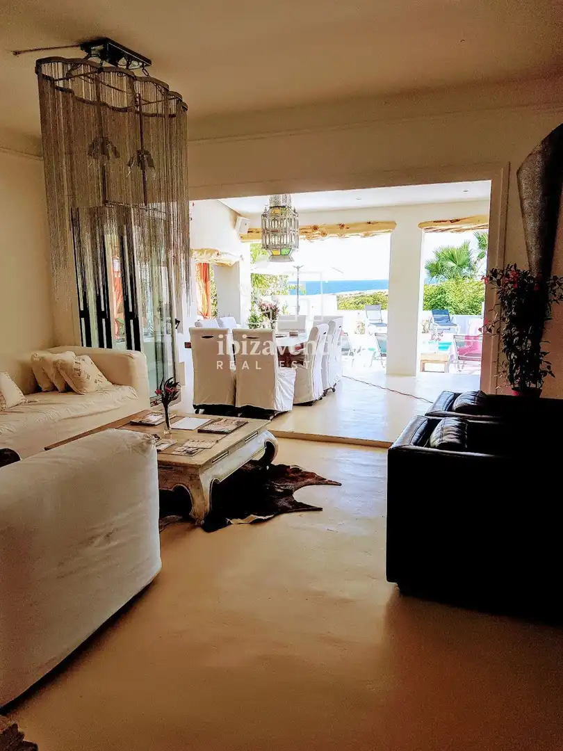 Houses for sale in Santa Eulària des Riu  with Air Conditioner, Private garden and Terrace