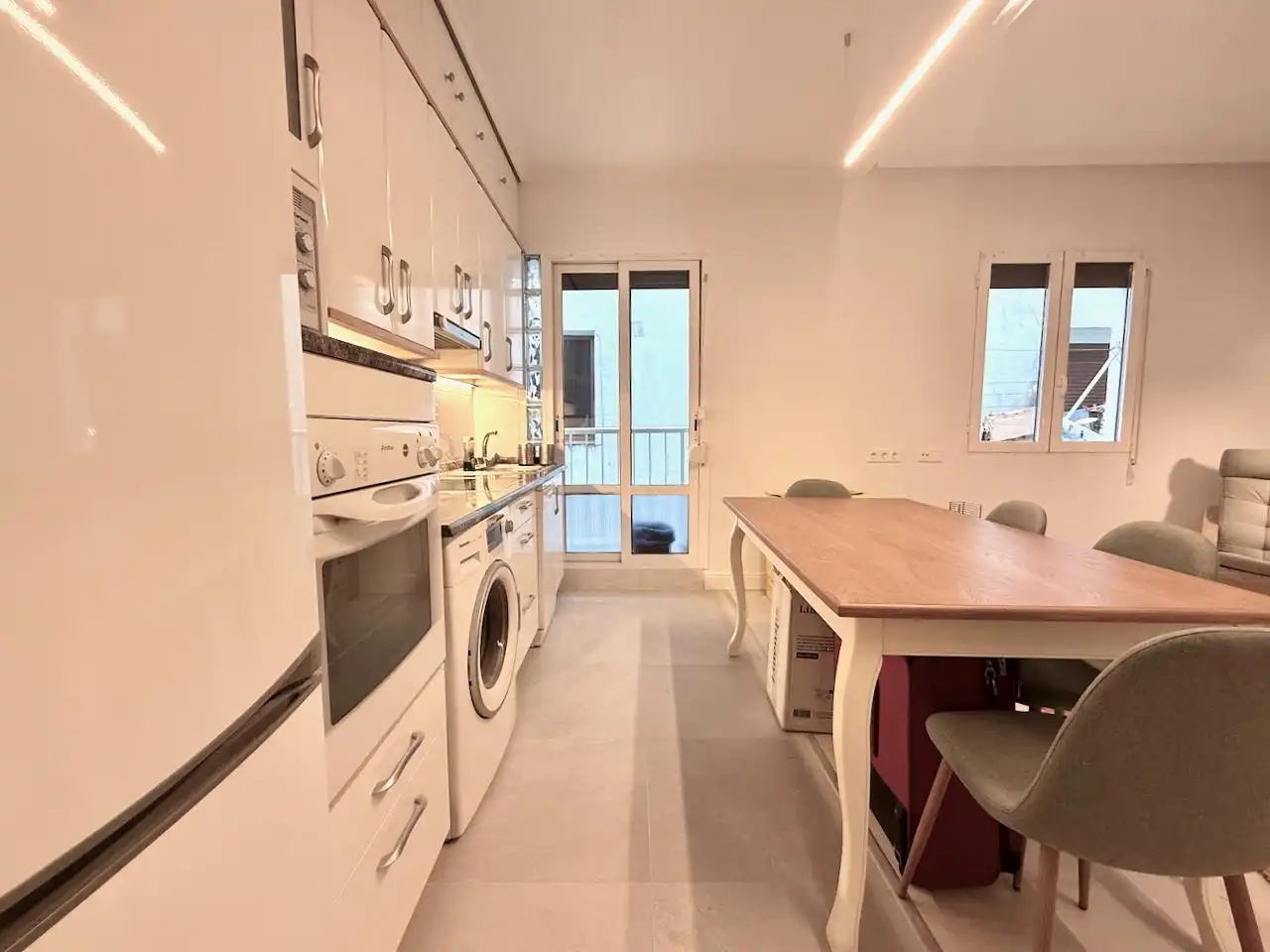 Küche von Wohnung zur Miete in Donostia - San Sebastián  mit Heizung